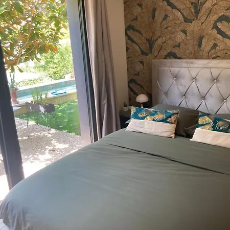 A Lombre Du Magnolia Apartment